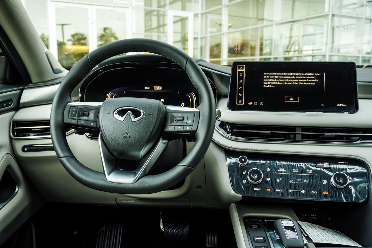 2026 INFINITI QX60 LUXE
