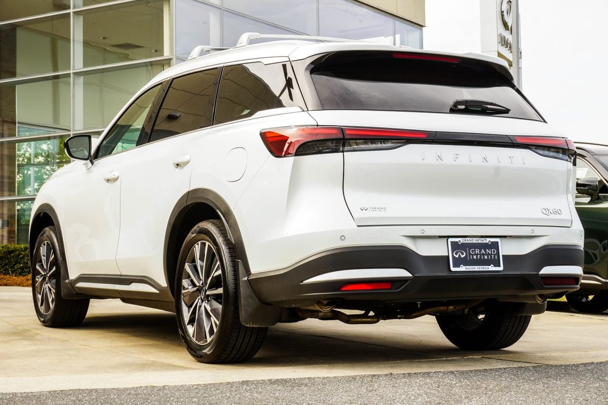 2026 INFINITI QX60 LUXE