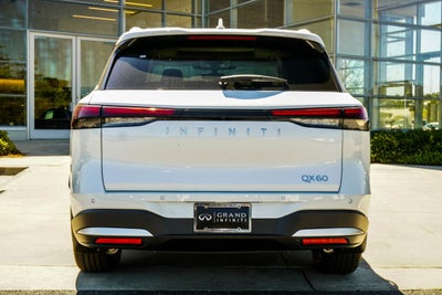 2026 INFINITI QX60 LUXE