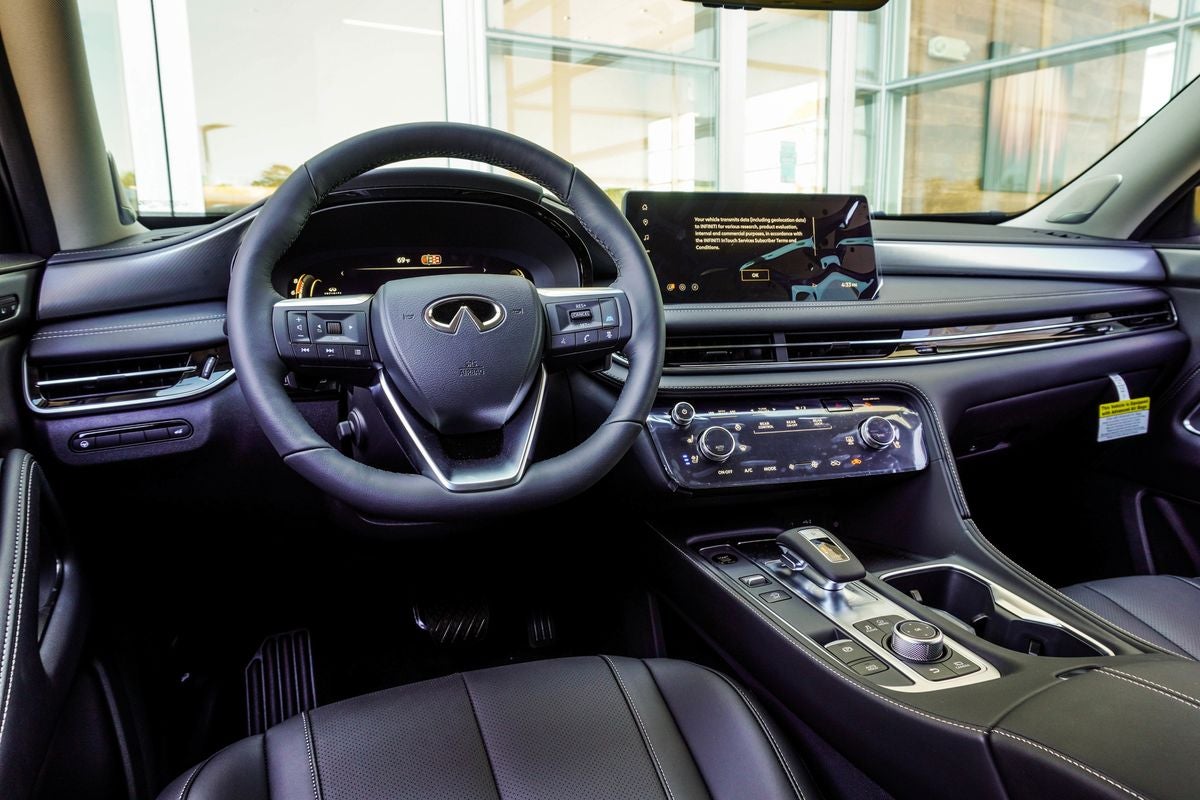 2026 INFINITI QX60 LUXE