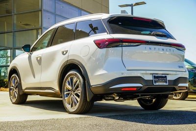 2026 INFINITI QX60 LUXE