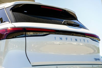 2026 INFINITI QX60 LUXE