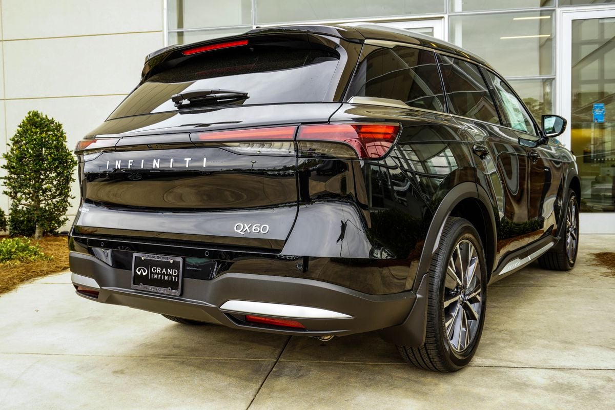 2026 INFINITI QX60 LUXE