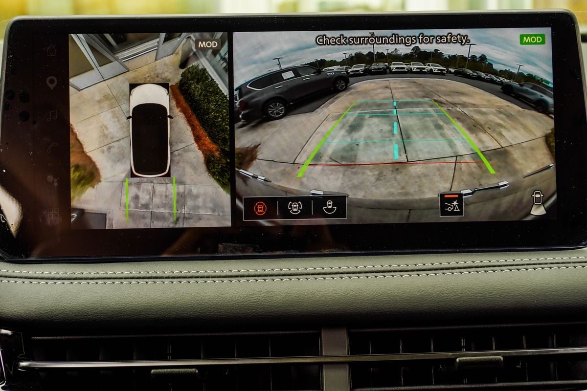 2026 INFINITI QX60 LUXE