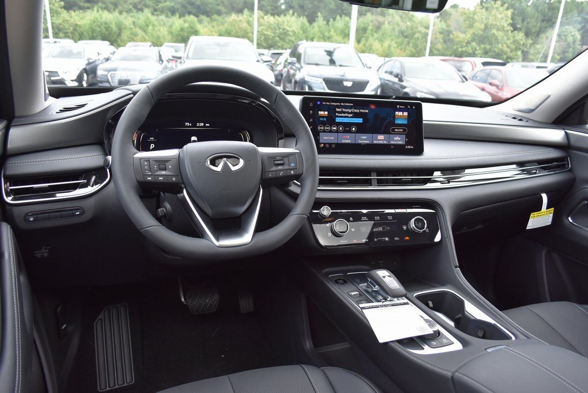 2026 INFINITI QX60 LUXE