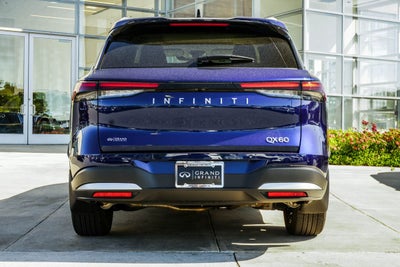 2026 INFINITI QX60 LUXE