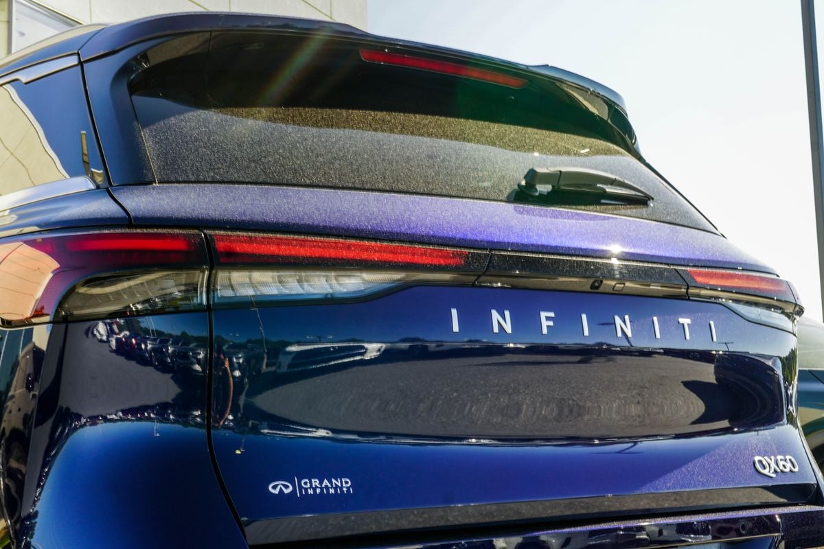 2026 INFINITI QX60 LUXE