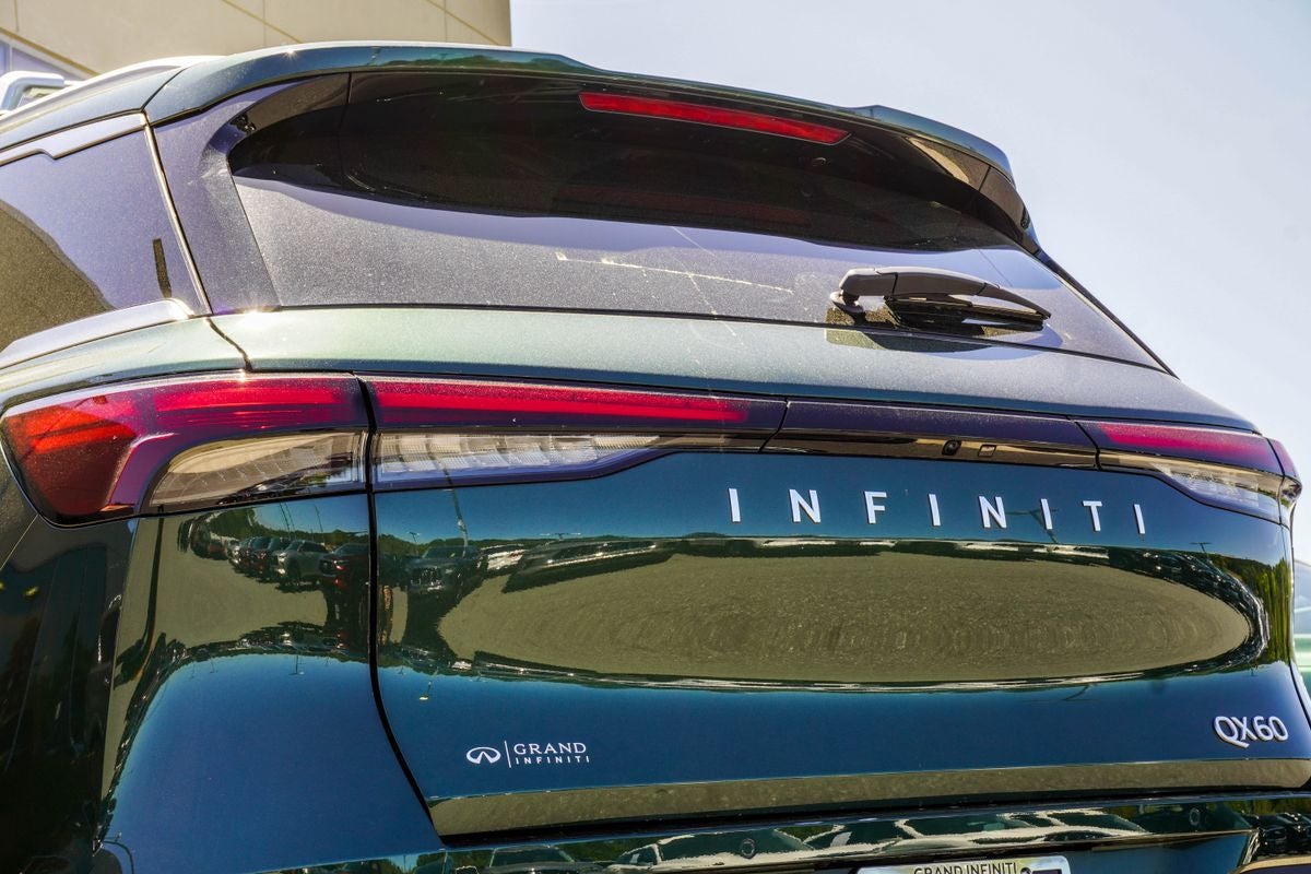 2026 INFINITI QX60 LUXE