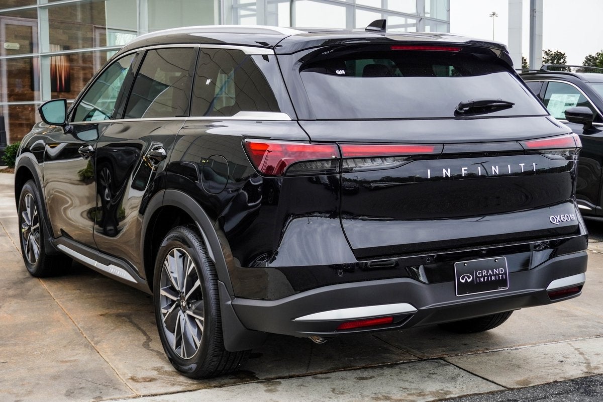 2026 INFINITI QX60 LUXE