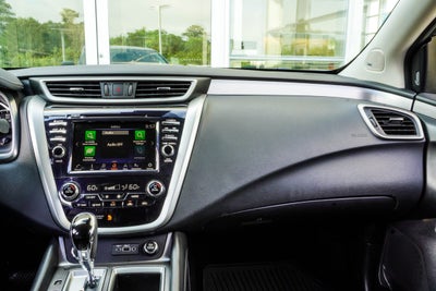 2022 Nissan Murano SL