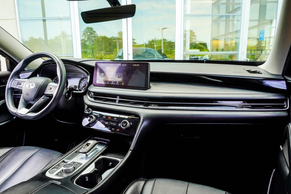 2024 INFINITI QX60 PURE