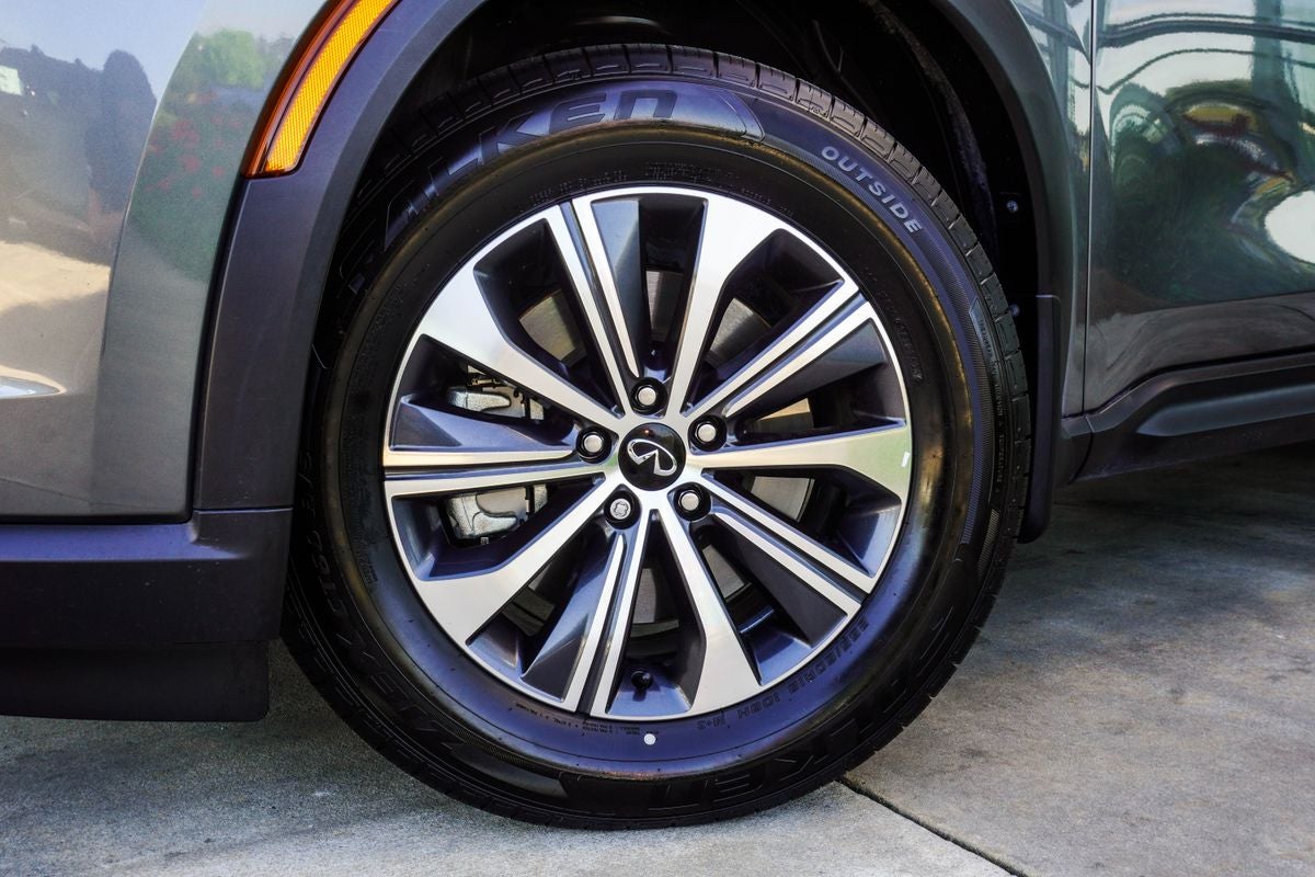 2024 INFINITI QX60 PURE