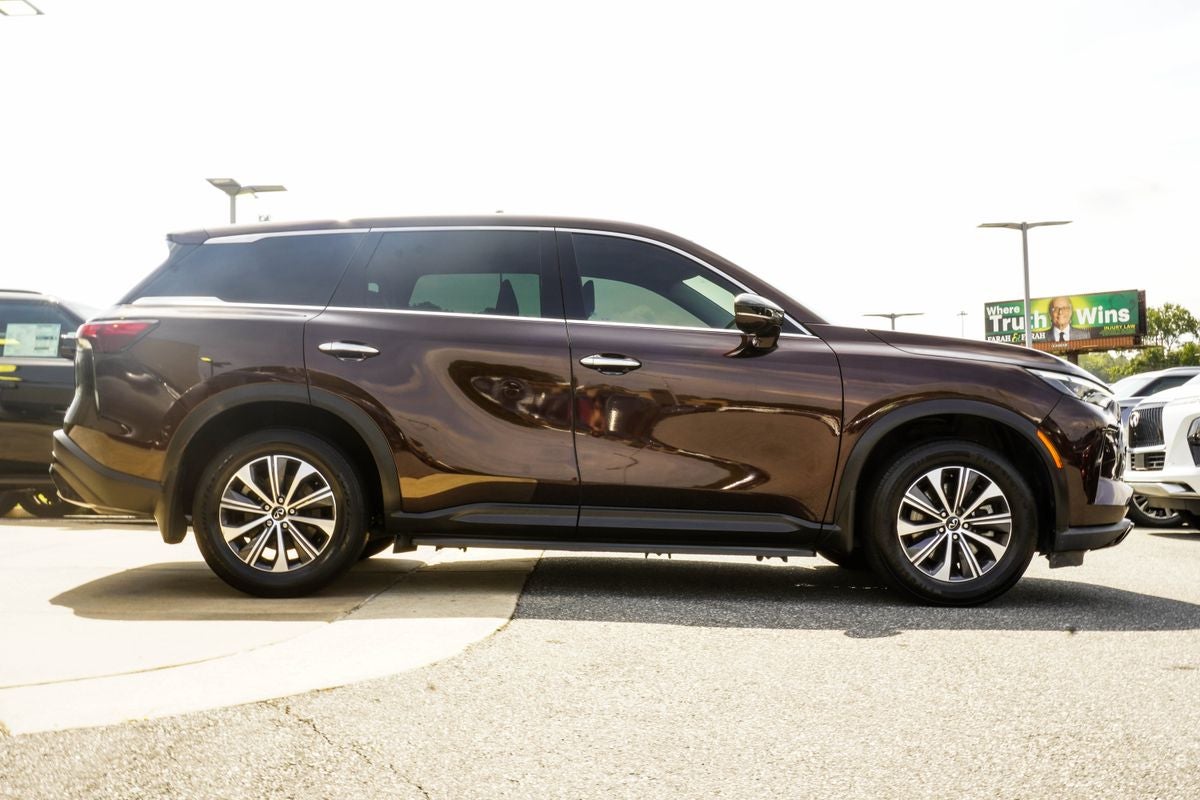 2022 INFINITI QX60 PURE