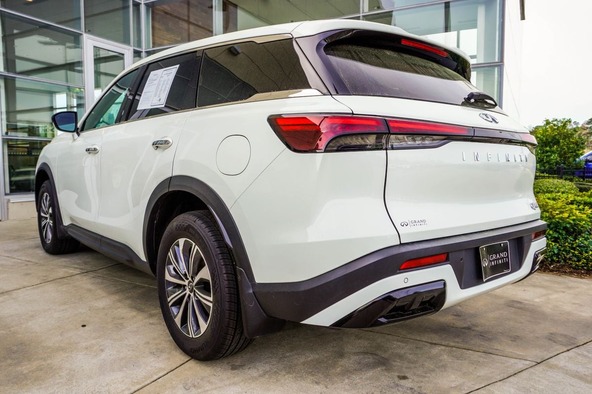 2023 INFINITI QX60 PURE