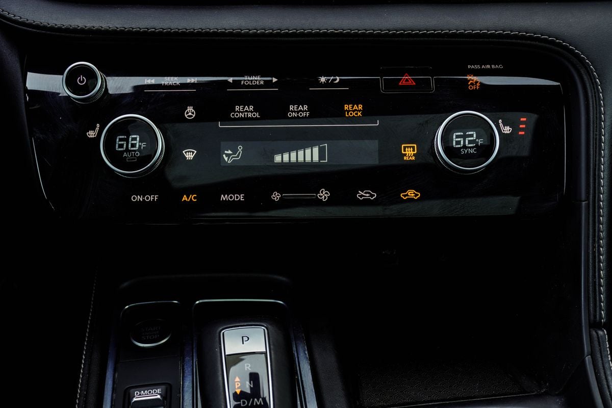 2023 INFINITI QX60 PURE