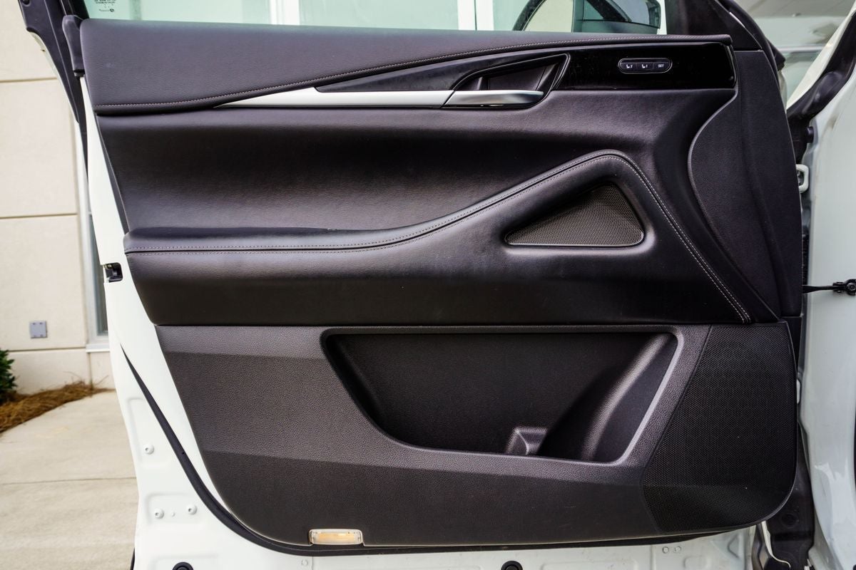 2023 INFINITI QX60 PURE