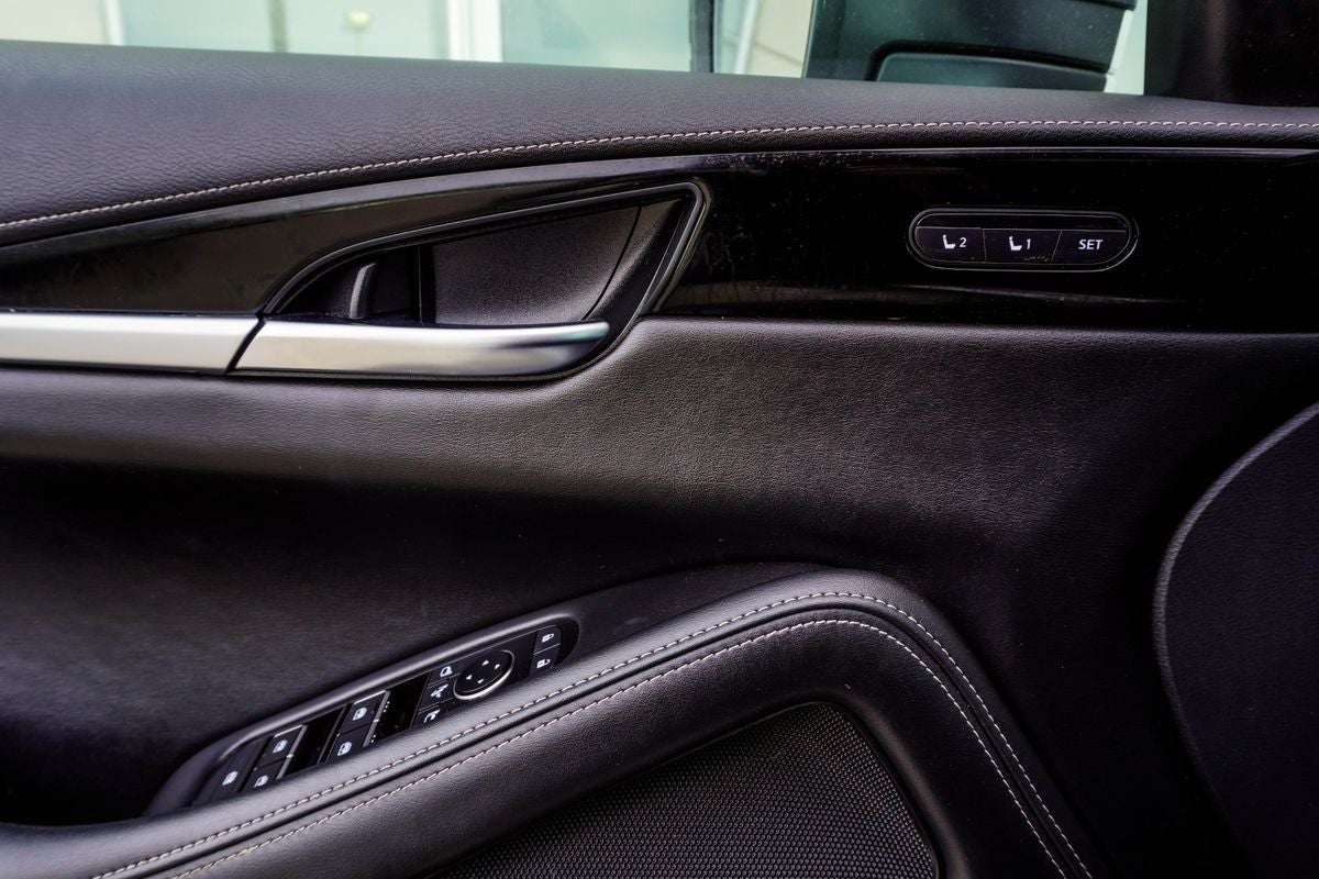 2023 INFINITI QX60 PURE