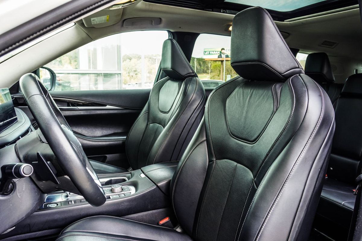 2023 INFINITI QX60 PURE