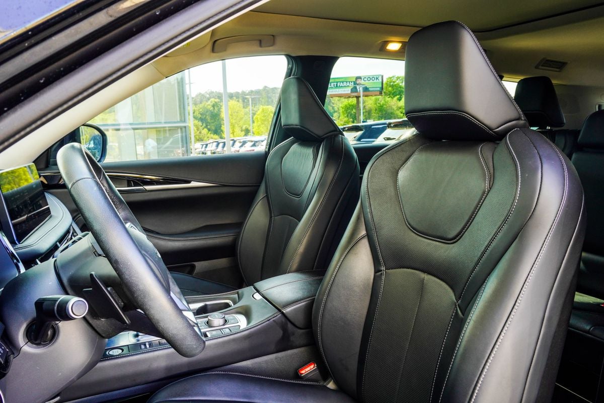 2023 INFINITI QX60 PURE