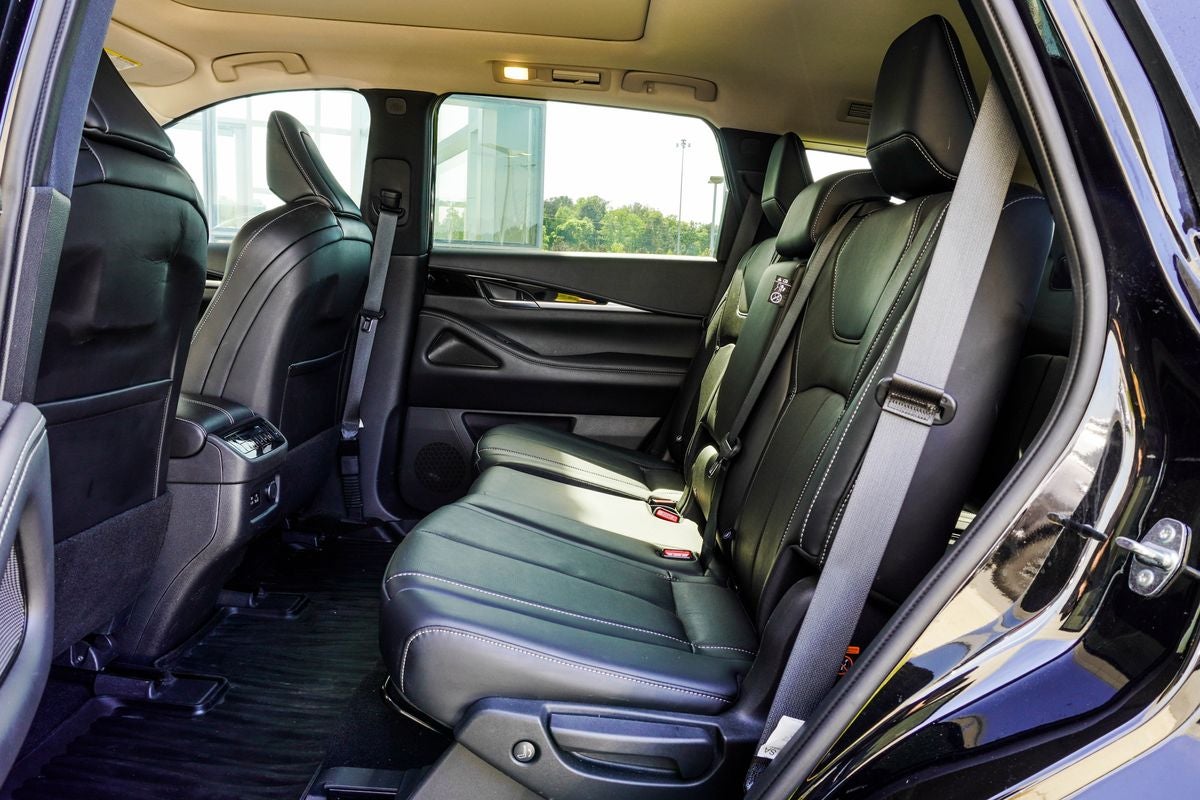 2023 INFINITI QX60 PURE