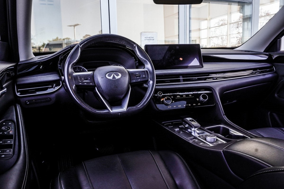 2023 INFINITI QX60 PURE