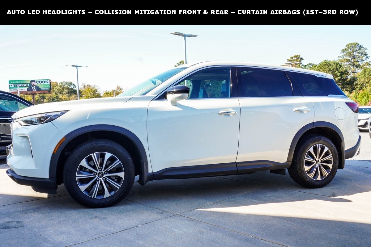 2023 INFINITI QX60 PURE