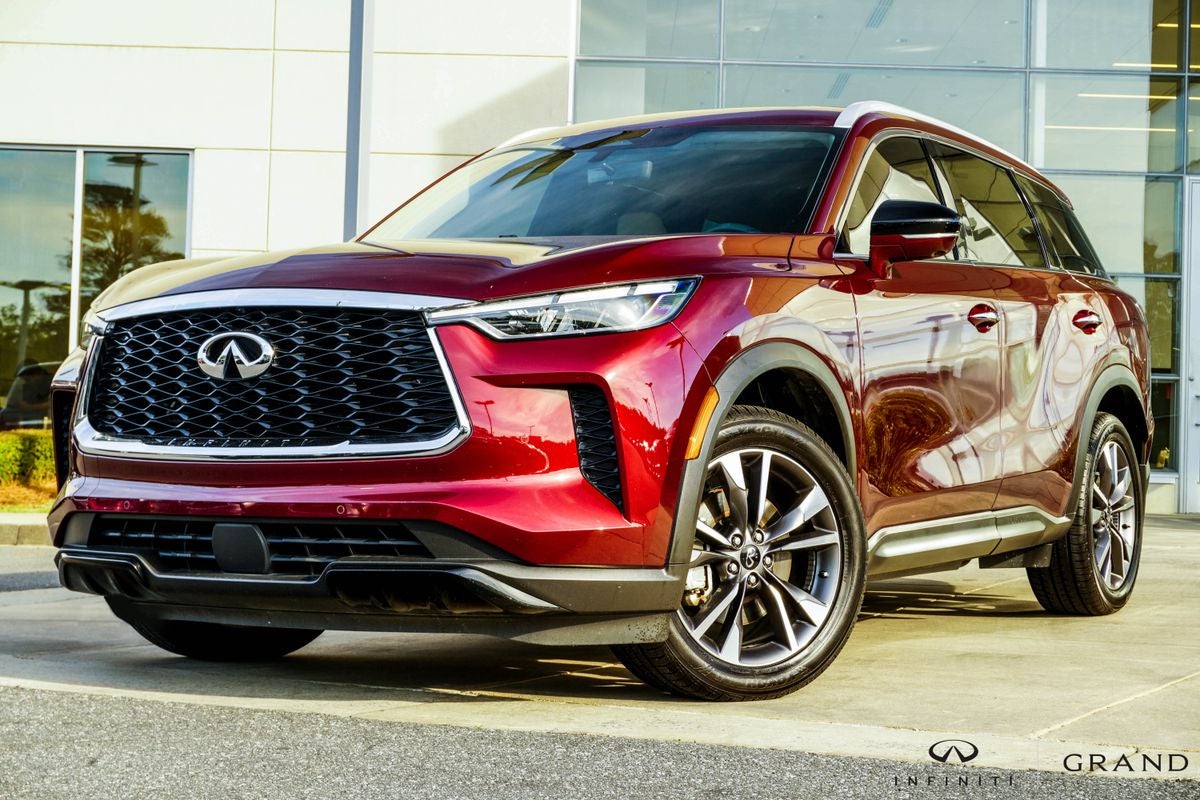 2023 INFINITI QX60 LUXE