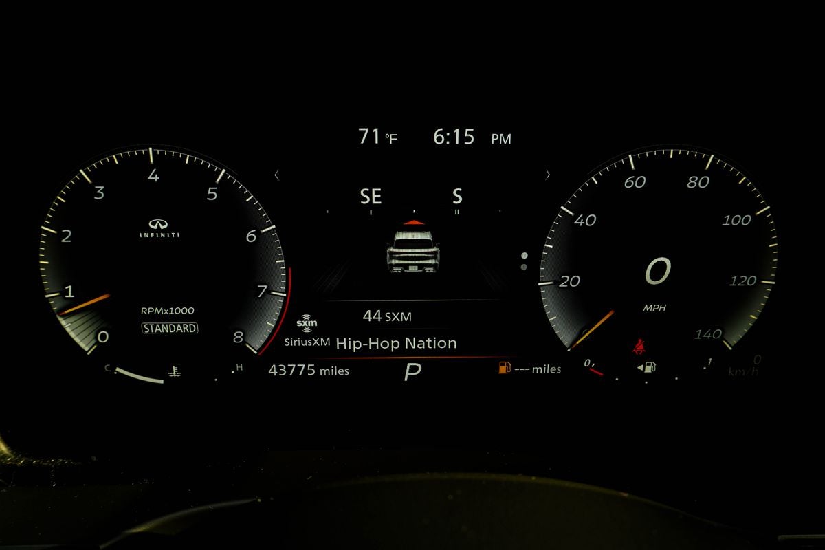 2023 INFINITI QX60 LUXE