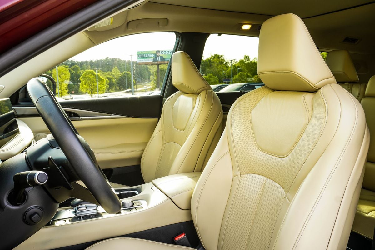 2023 INFINITI QX60 LUXE