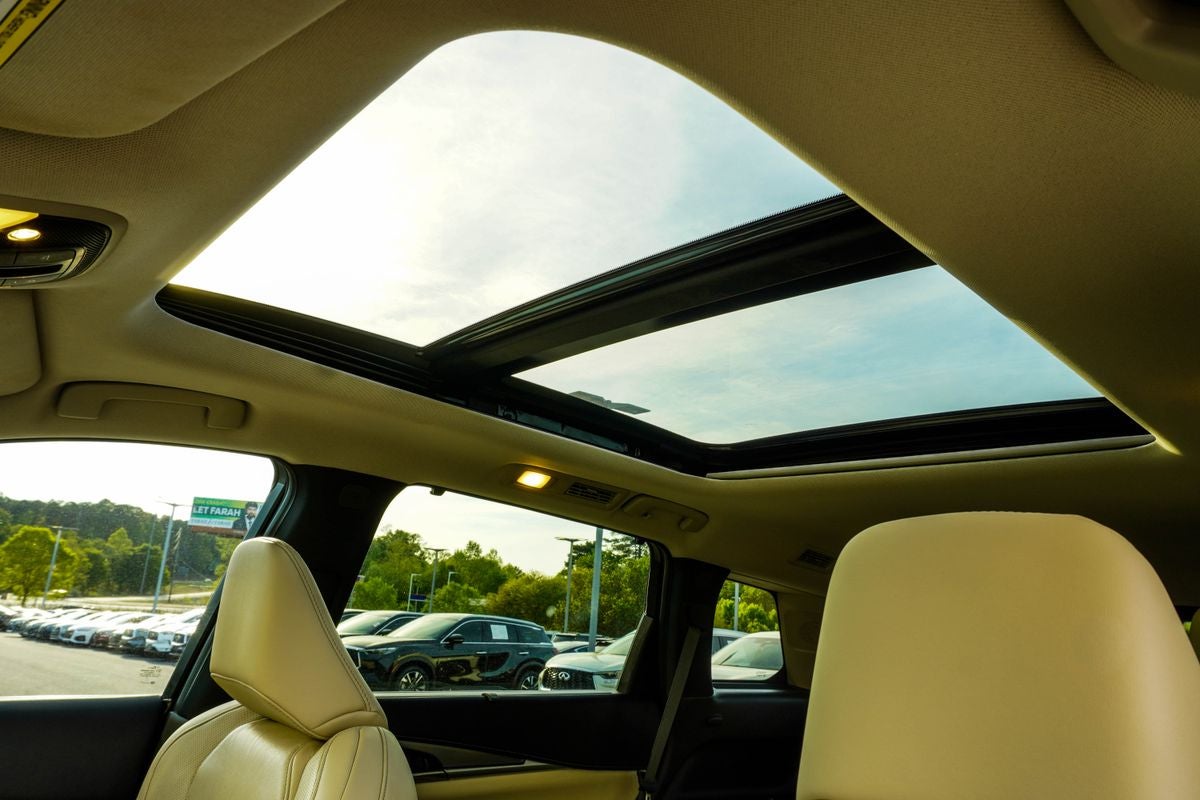 2023 INFINITI QX60 LUXE