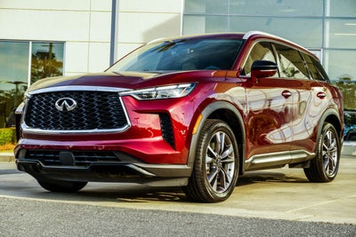 2023 INFINITI QX60 LUXE