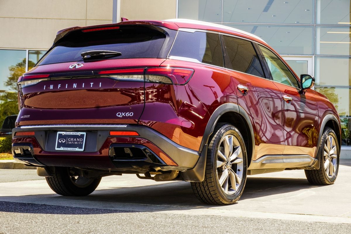 2023 INFINITI QX60 LUXE