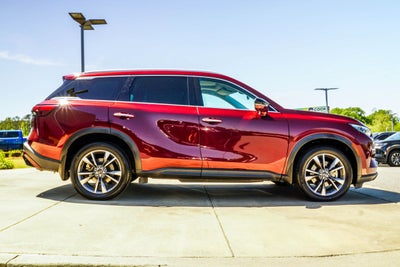 2023 INFINITI QX60 LUXE