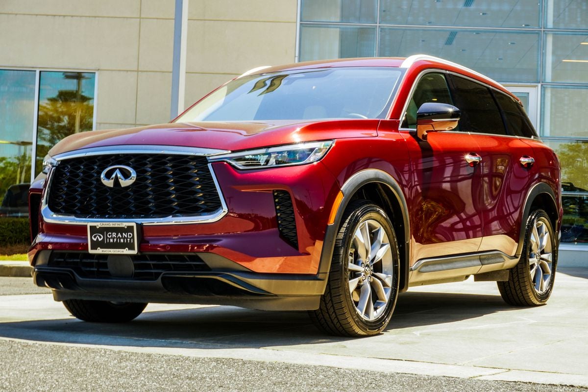 2023 INFINITI QX60 LUXE