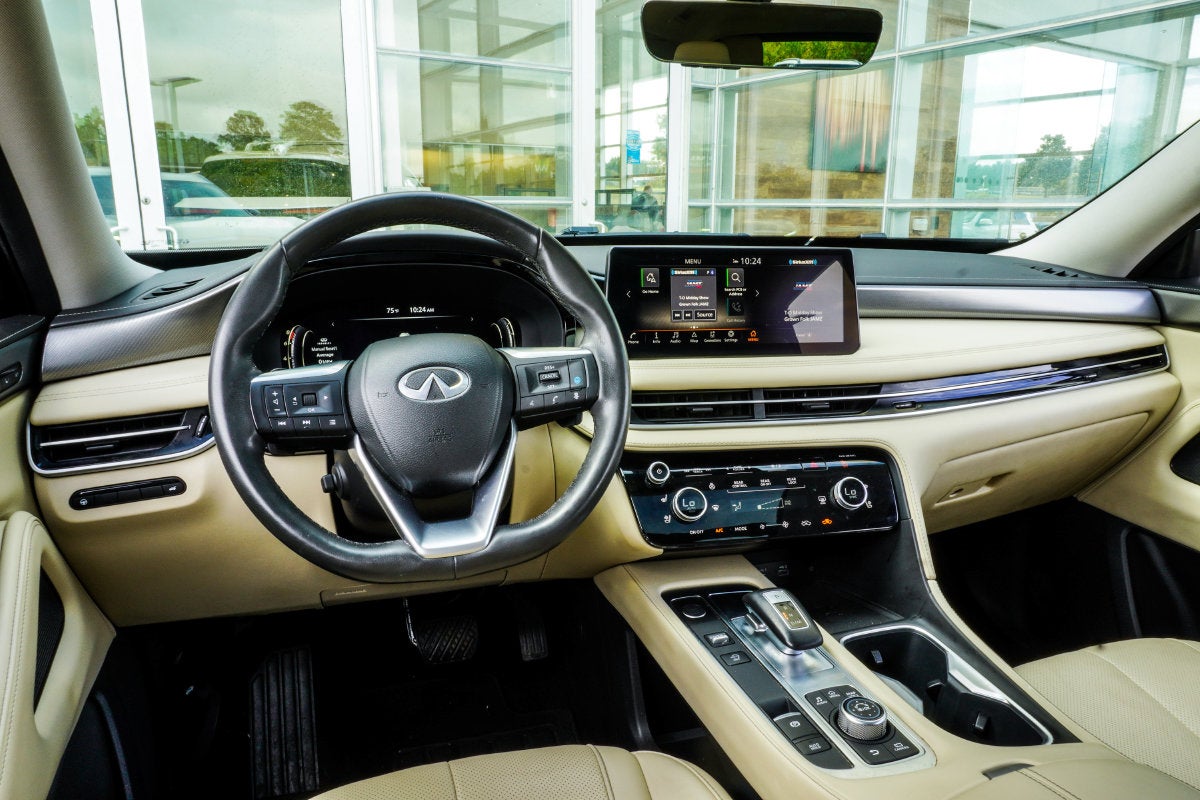 2023 INFINITI QX60 LUXE