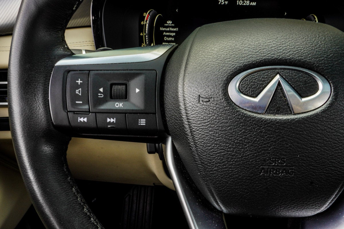 2023 INFINITI QX60 LUXE