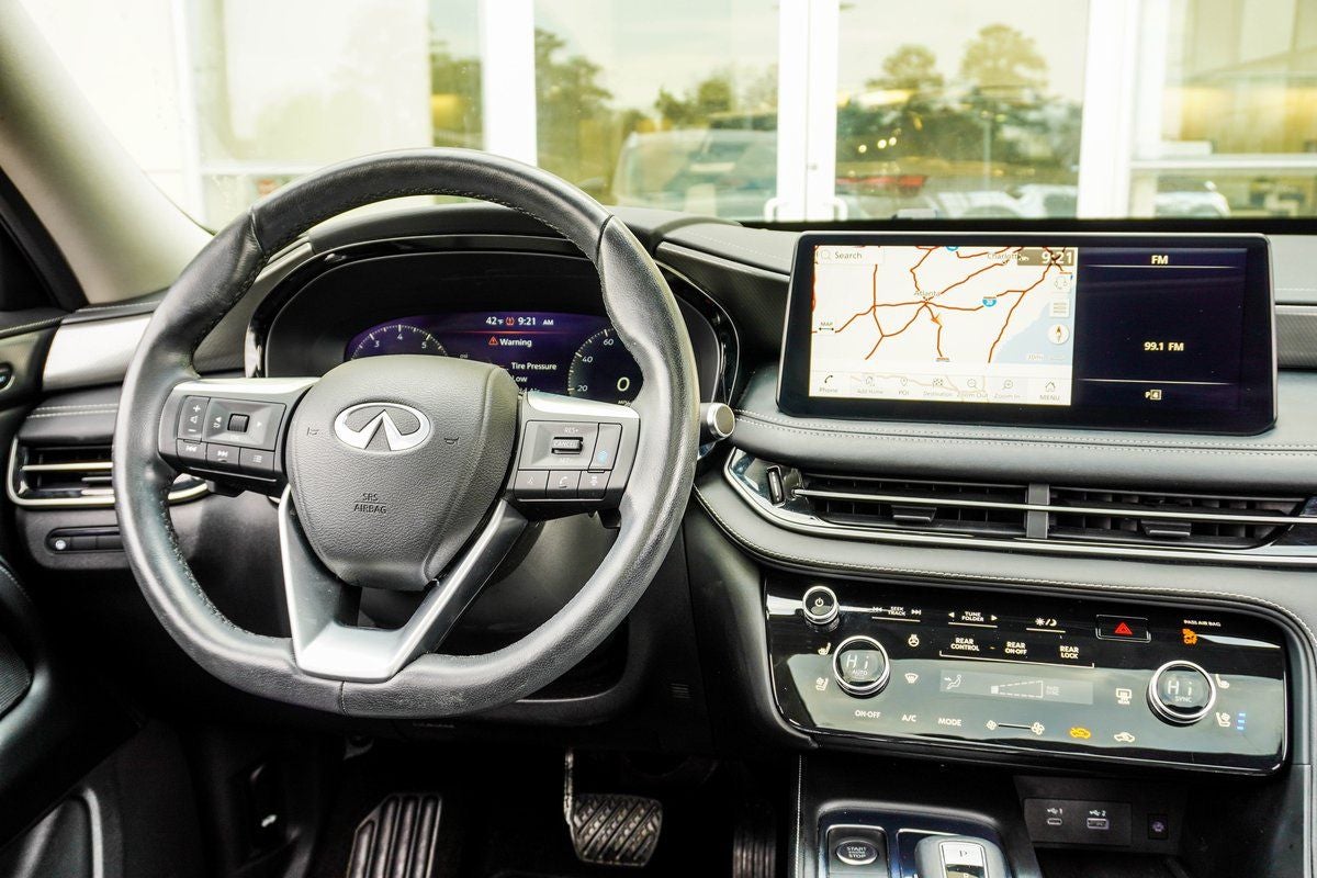 2023 INFINITI QX60 LUXE