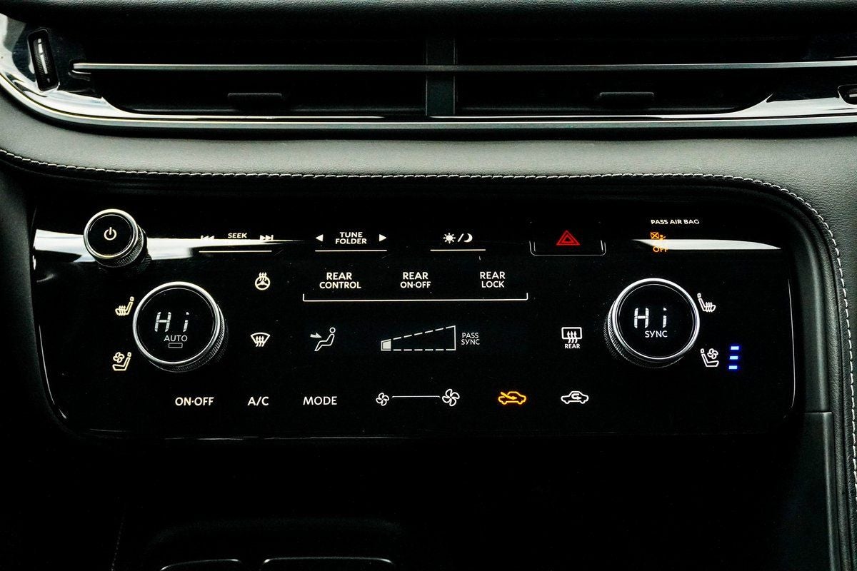 2023 INFINITI QX60 LUXE