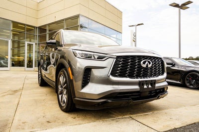 2023 INFINITI QX60 LUXE