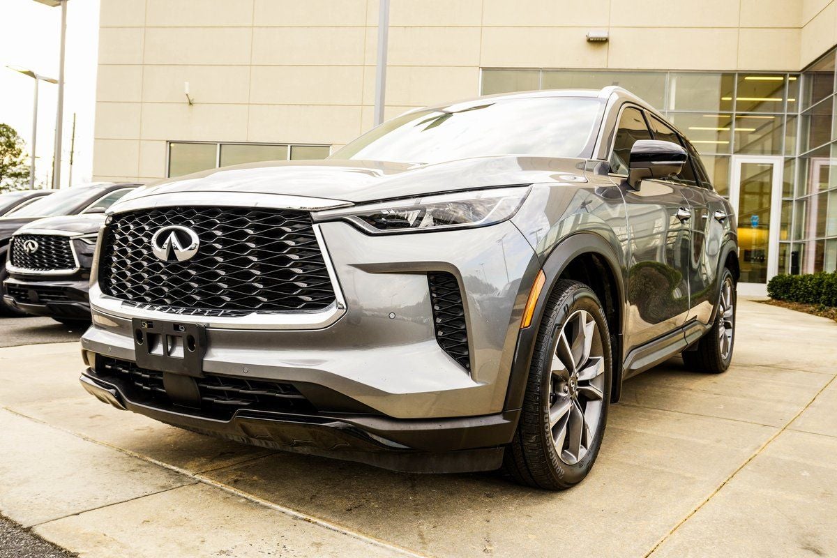 2023 INFINITI QX60 LUXE