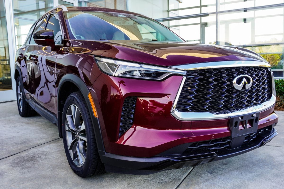 2023 INFINITI QX60 LUXE