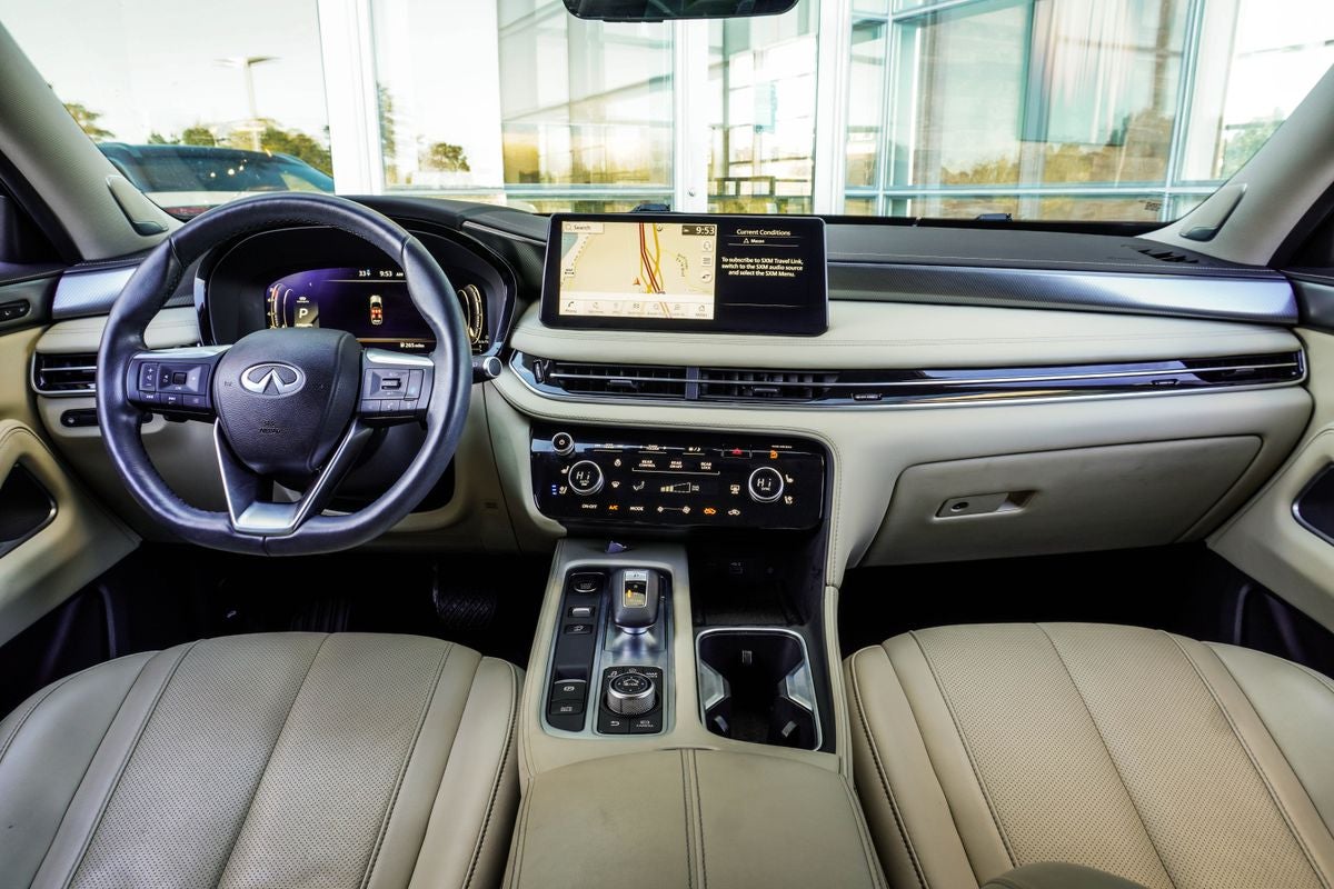 2023 INFINITI QX60 LUXE