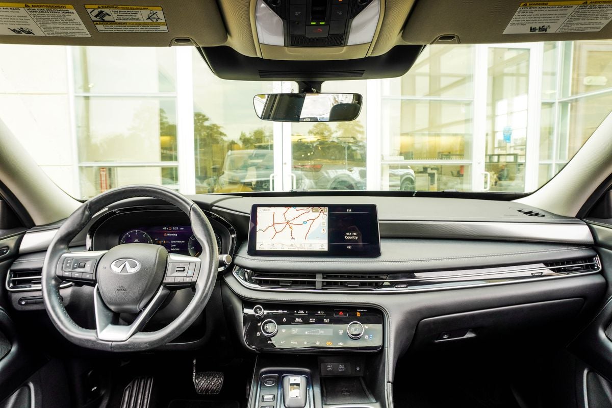 2023 INFINITI QX60 LUXE