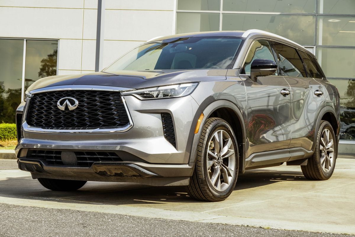 2023 INFINITI QX60 LUXE