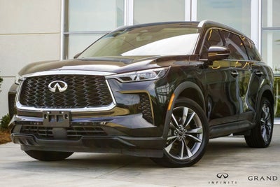 2023 INFINITI QX60 LUXE