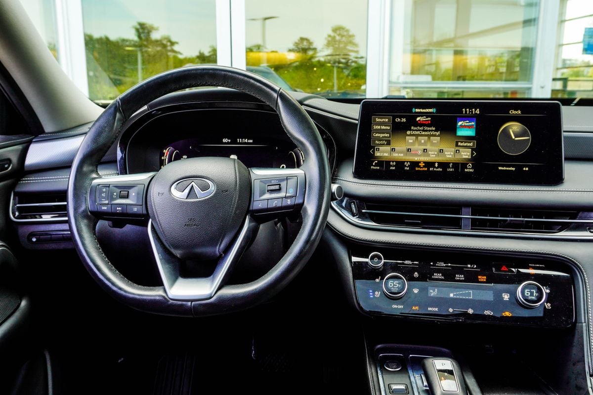 2023 INFINITI QX60 LUXE