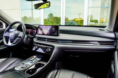 2023 INFINITI QX60 LUXE