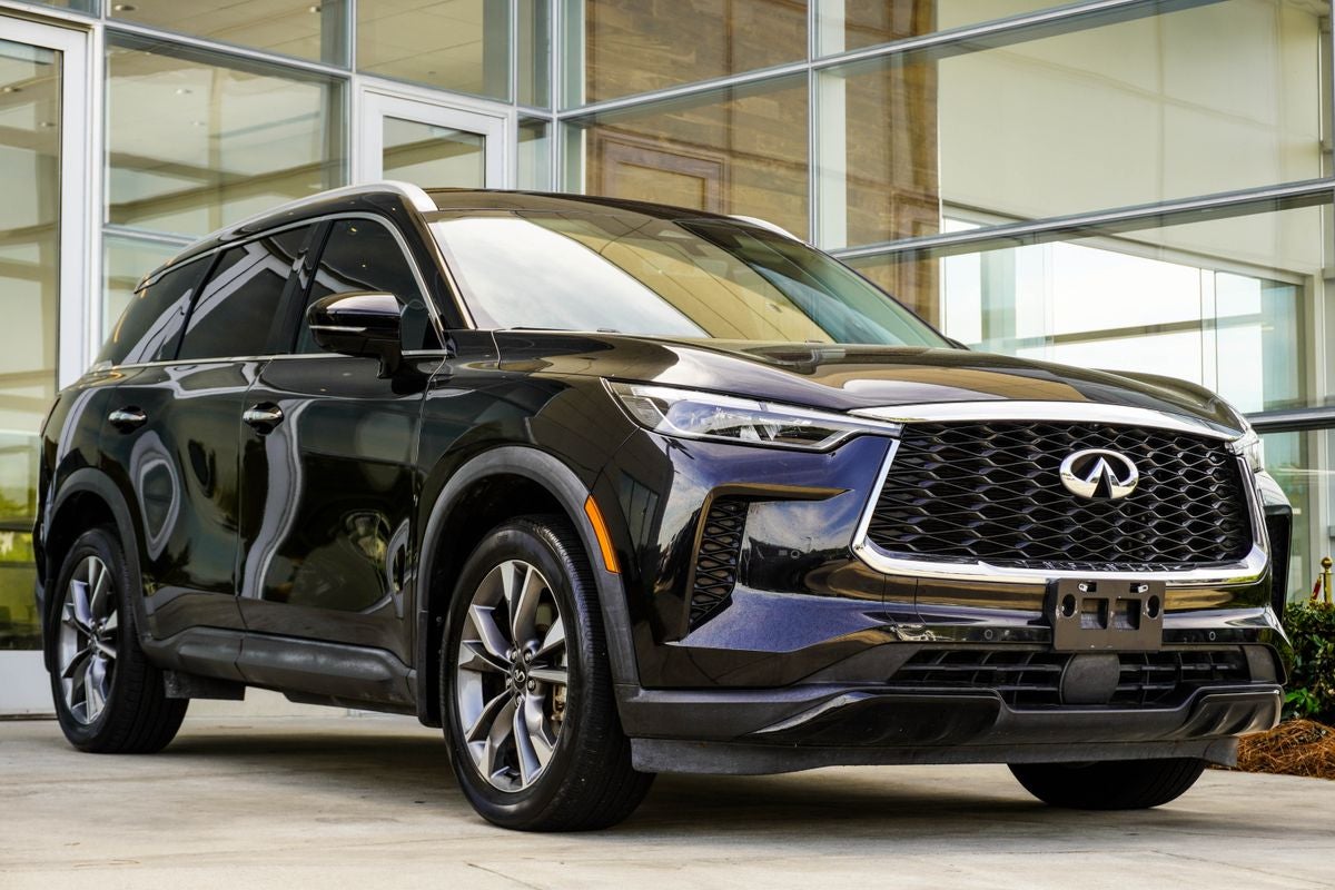 2023 INFINITI QX60 LUXE