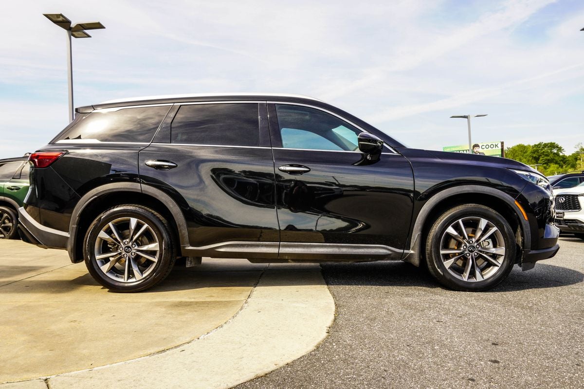 2023 INFINITI QX60 LUXE
