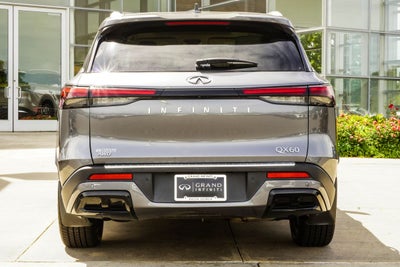 2023 INFINITI QX60 LUXE